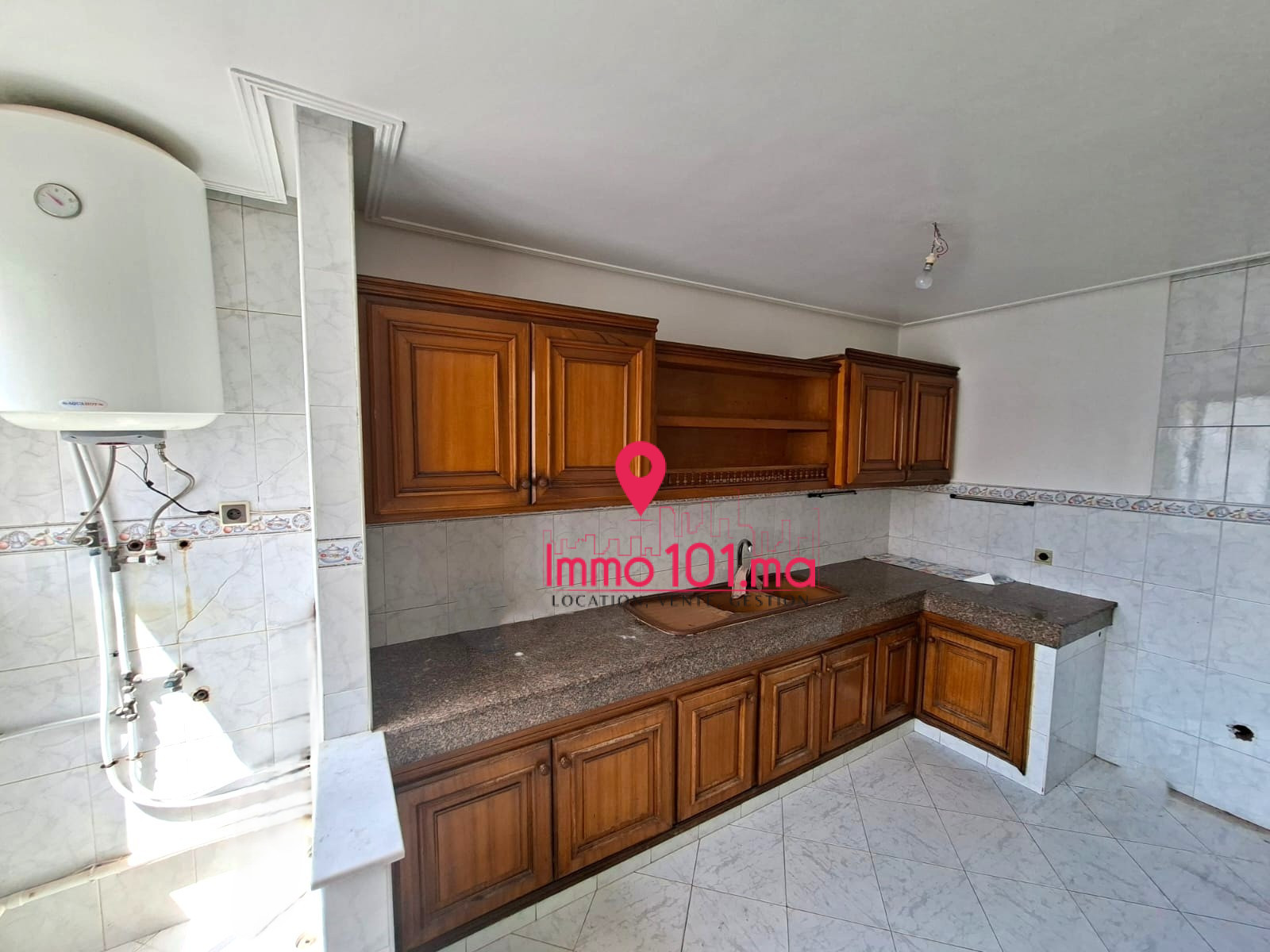Location appartement à Hay Riad SILAV2543